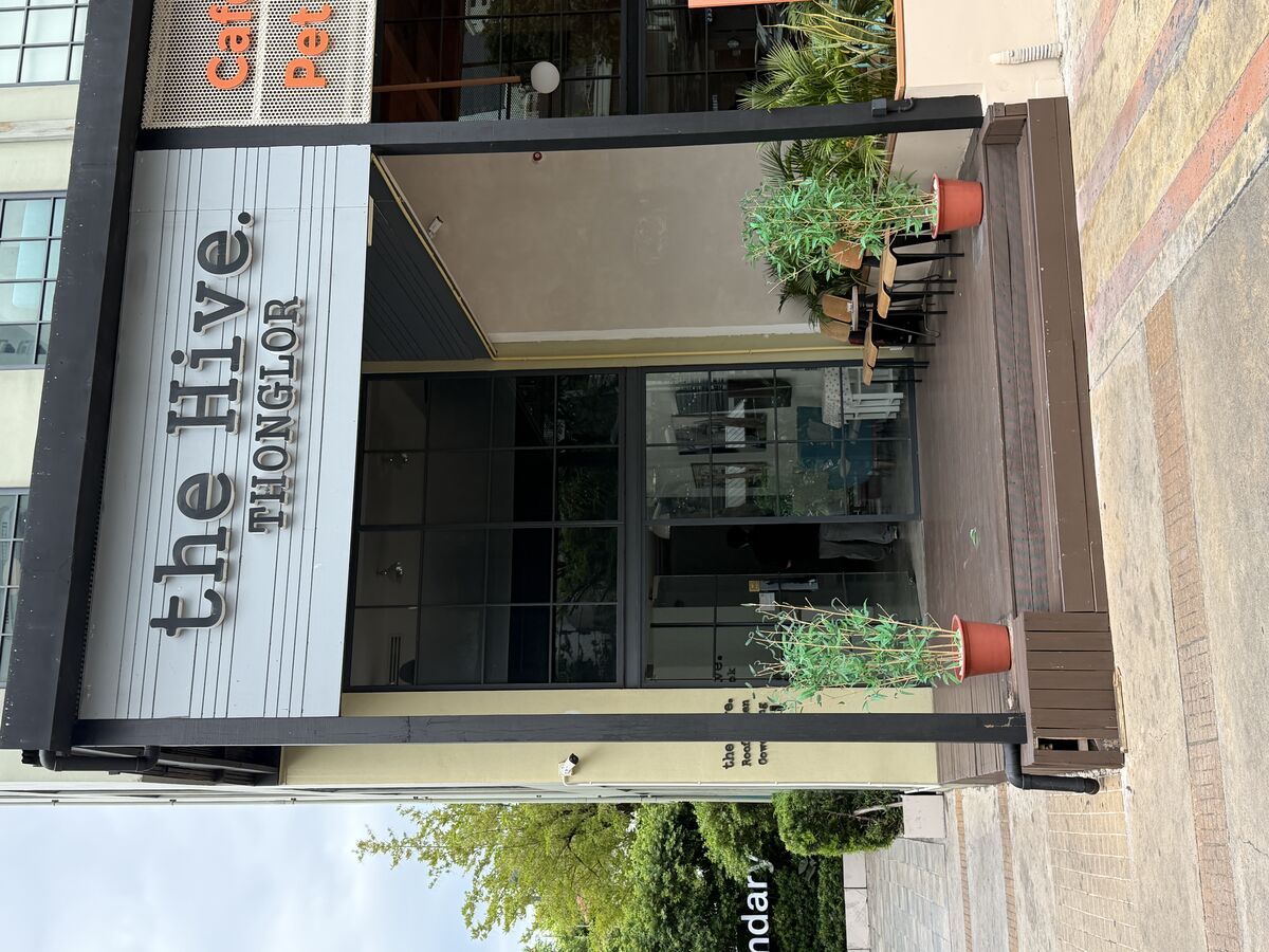The Hive - Coworking & Cafe on Sukhumvit Soi 49 Bangkok